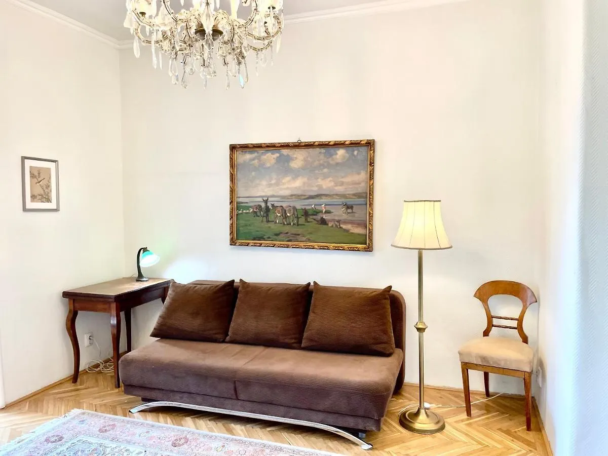 Villa With Terrace Overlooking The City Park Budapest Apartment